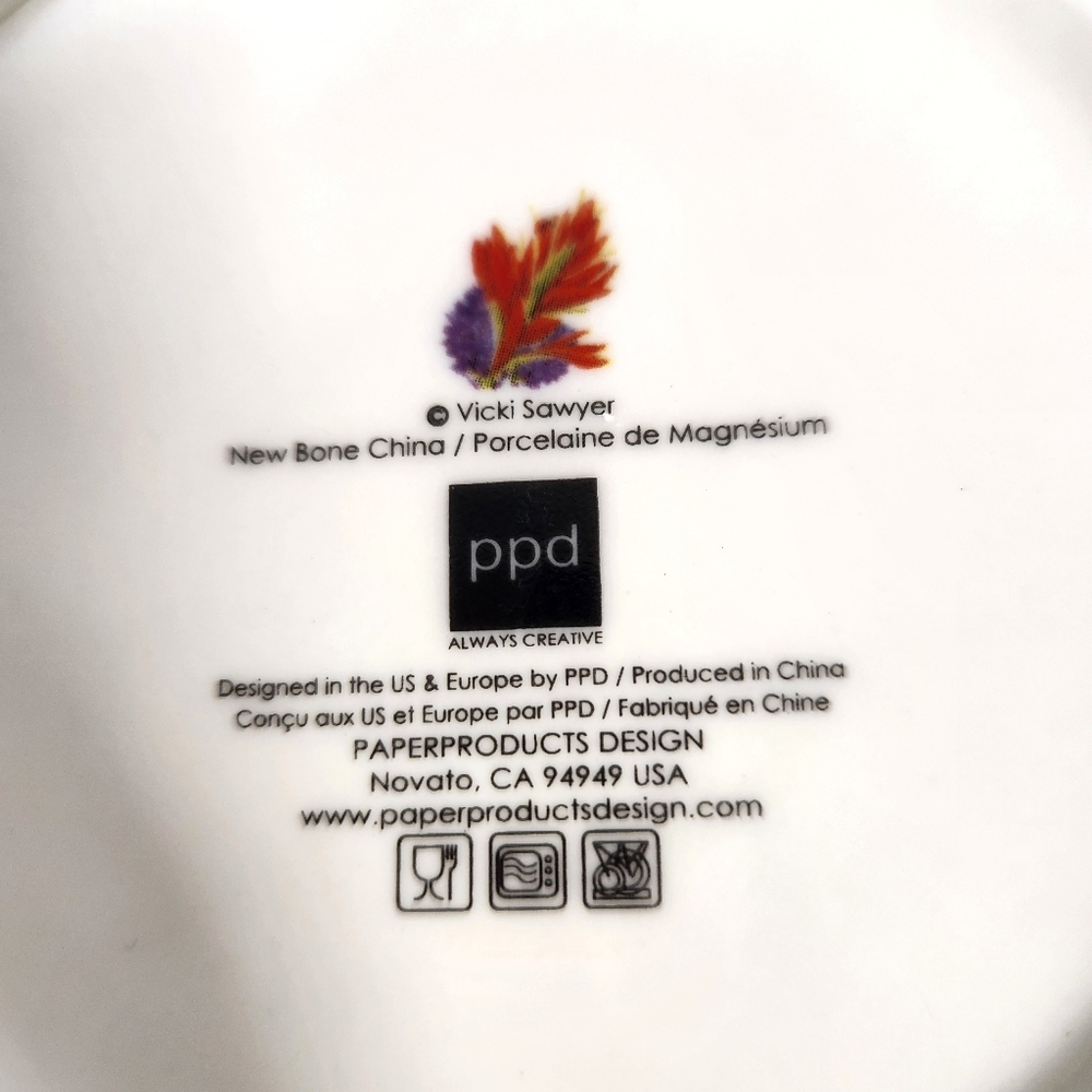 SOLD**Two Bird Bone China Plates - Picture 5 of 5